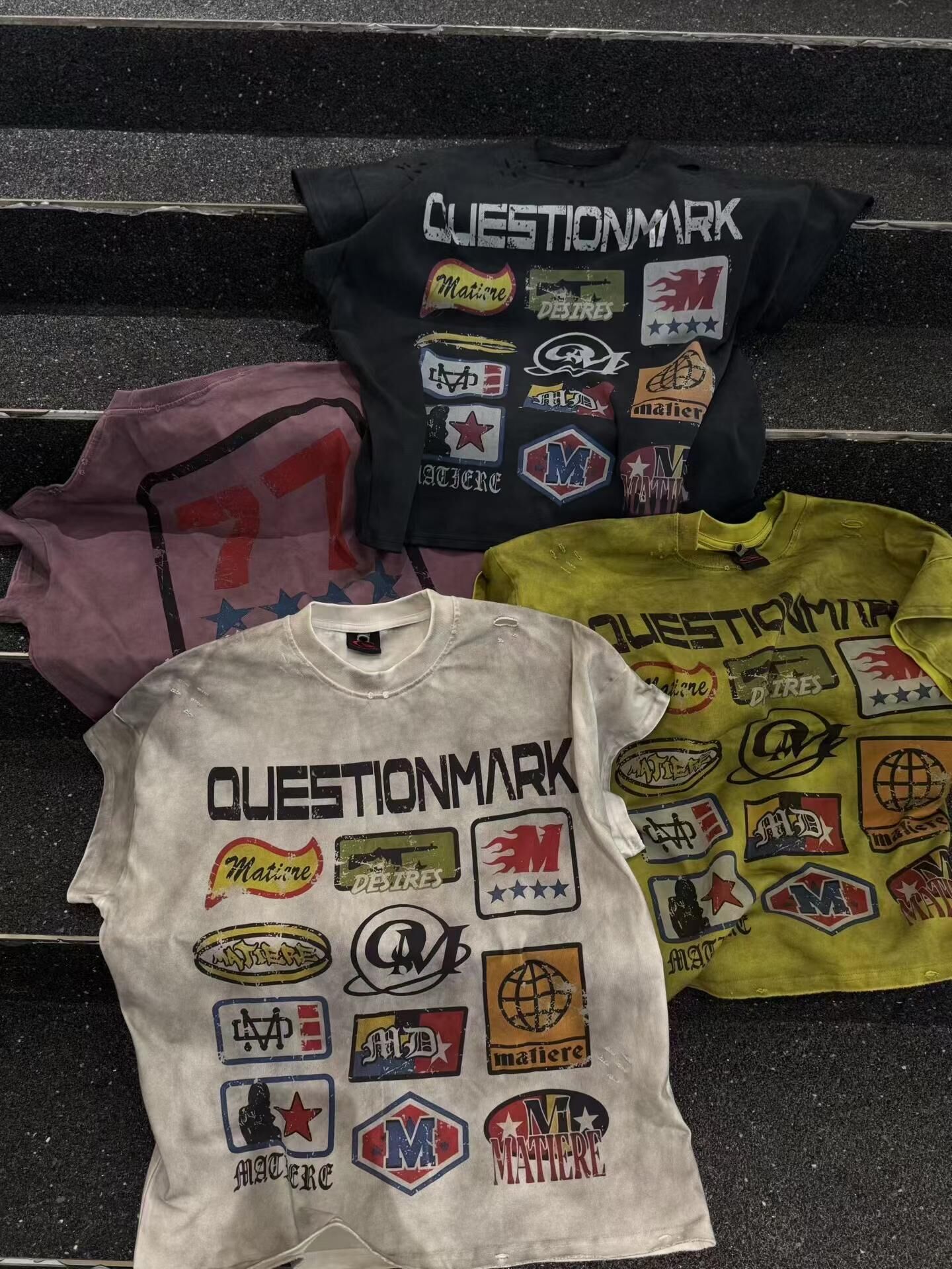 《S.V》滿版徽章作舊落肩背心