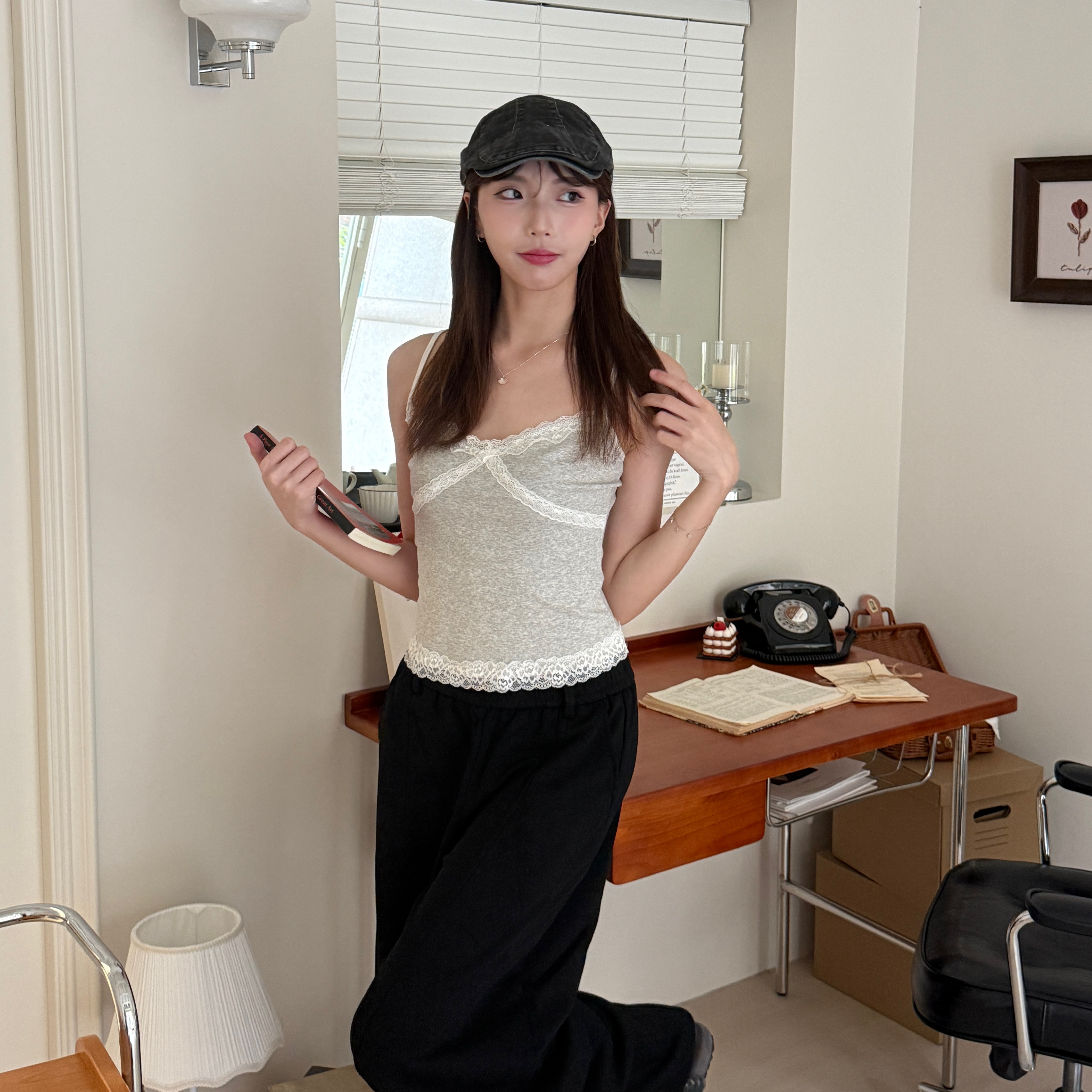 26T067 韓系甜美蕾絲吊帶背心(R)