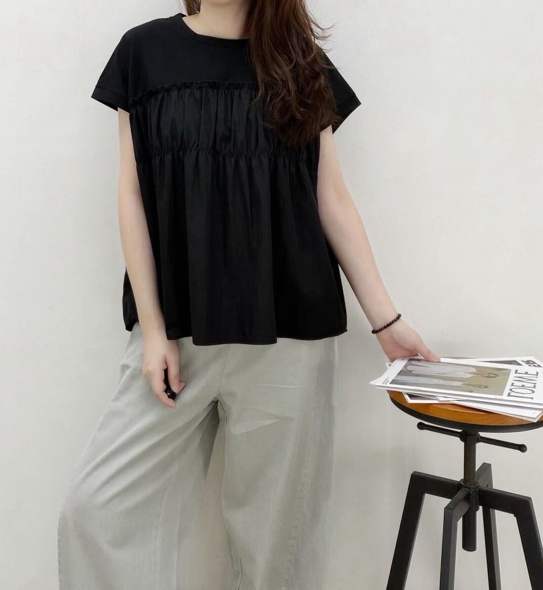 【質感又遮肉的前抓皺設計上衣】（預購）