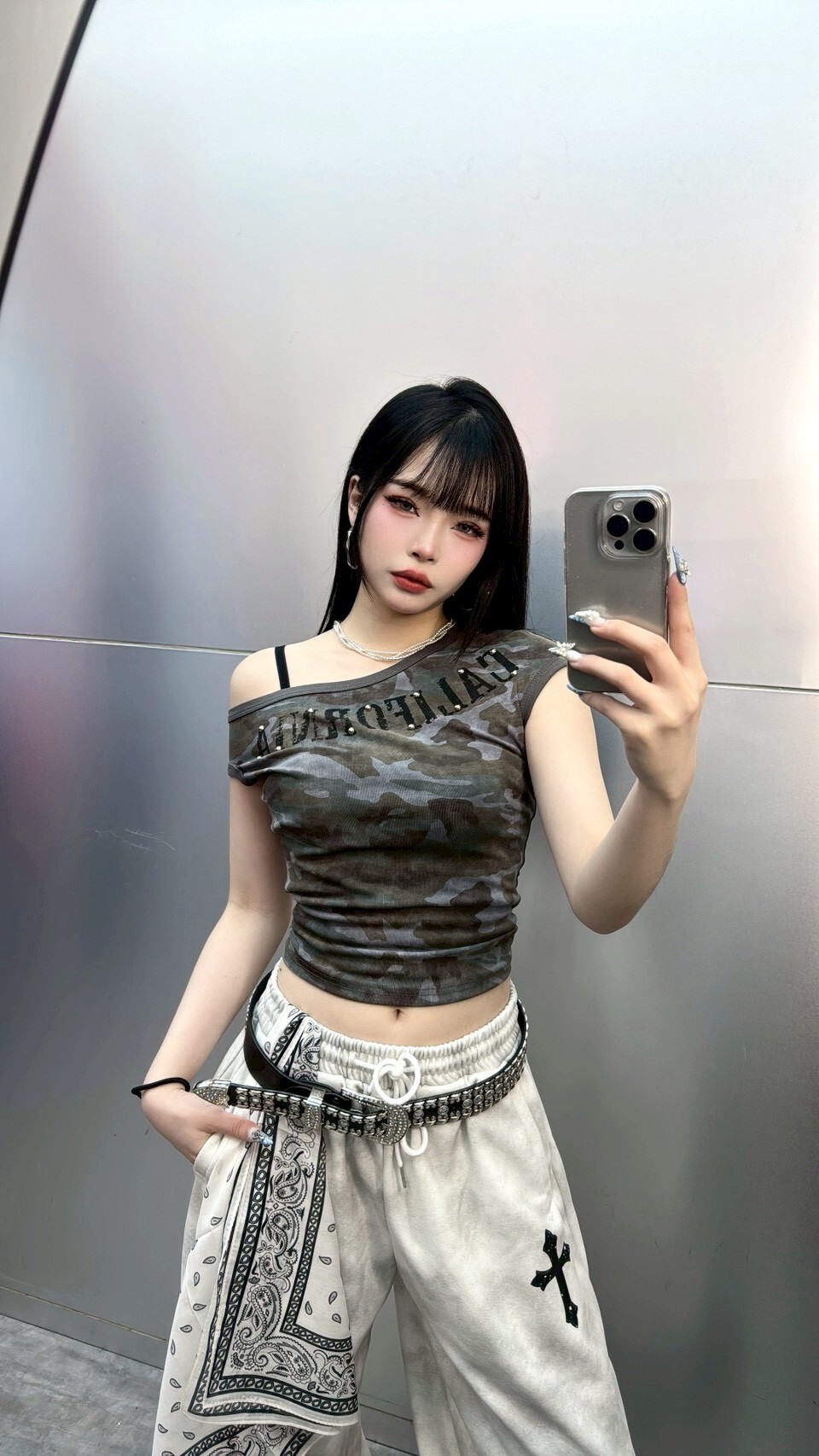 不規則迷彩短T