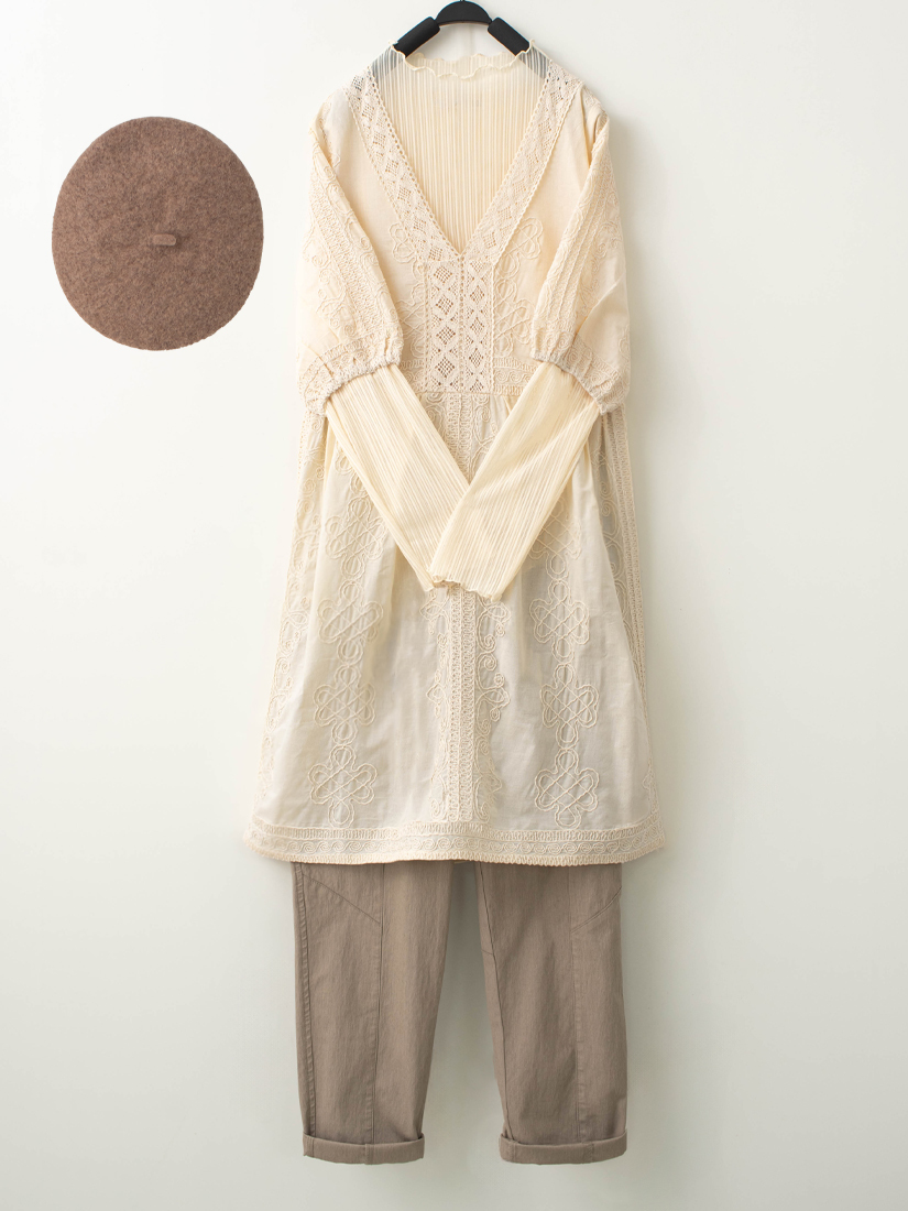 古棉繡花上衣木耳邊上衣竹節棉九分褲組合