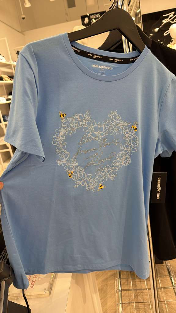YL074 Karl Lagerfeld 蜜蜂心型LOGO TEE 淺藍色