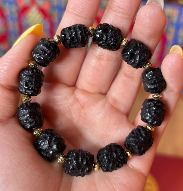 AB260418-K117-雙面黃財神瑪瑙大黑天手串（帶左手）（一對一留名大佛寺寺廟添磚加瓦增福增壽)（需留中文名，出生年月日)(預計6月中到貨)(只限尖沙咀門市自取不包郵)
