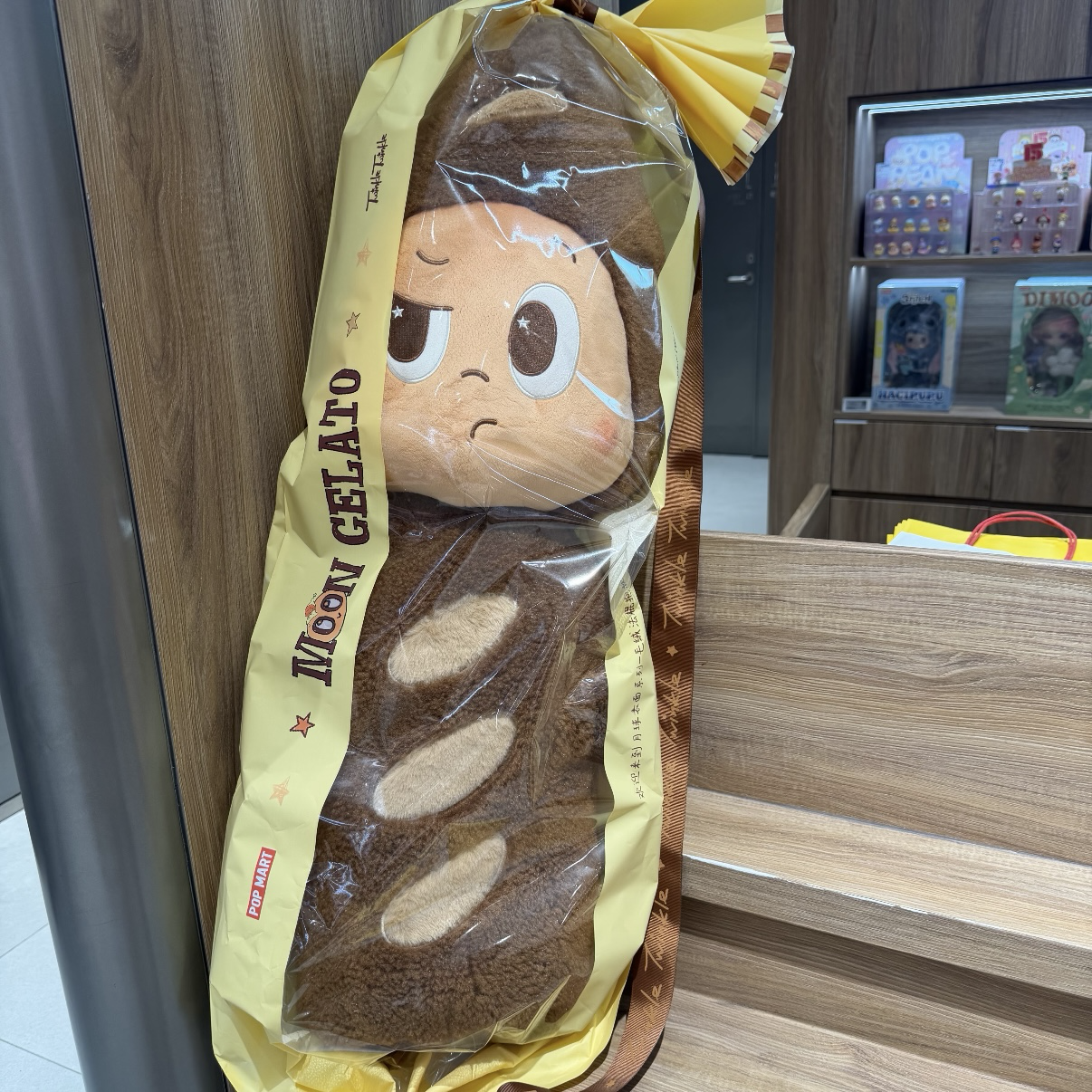 （預購）泡泡瑪特 星星人「歡迎來到地球表面」 2.0 超大100公分法棍🥖