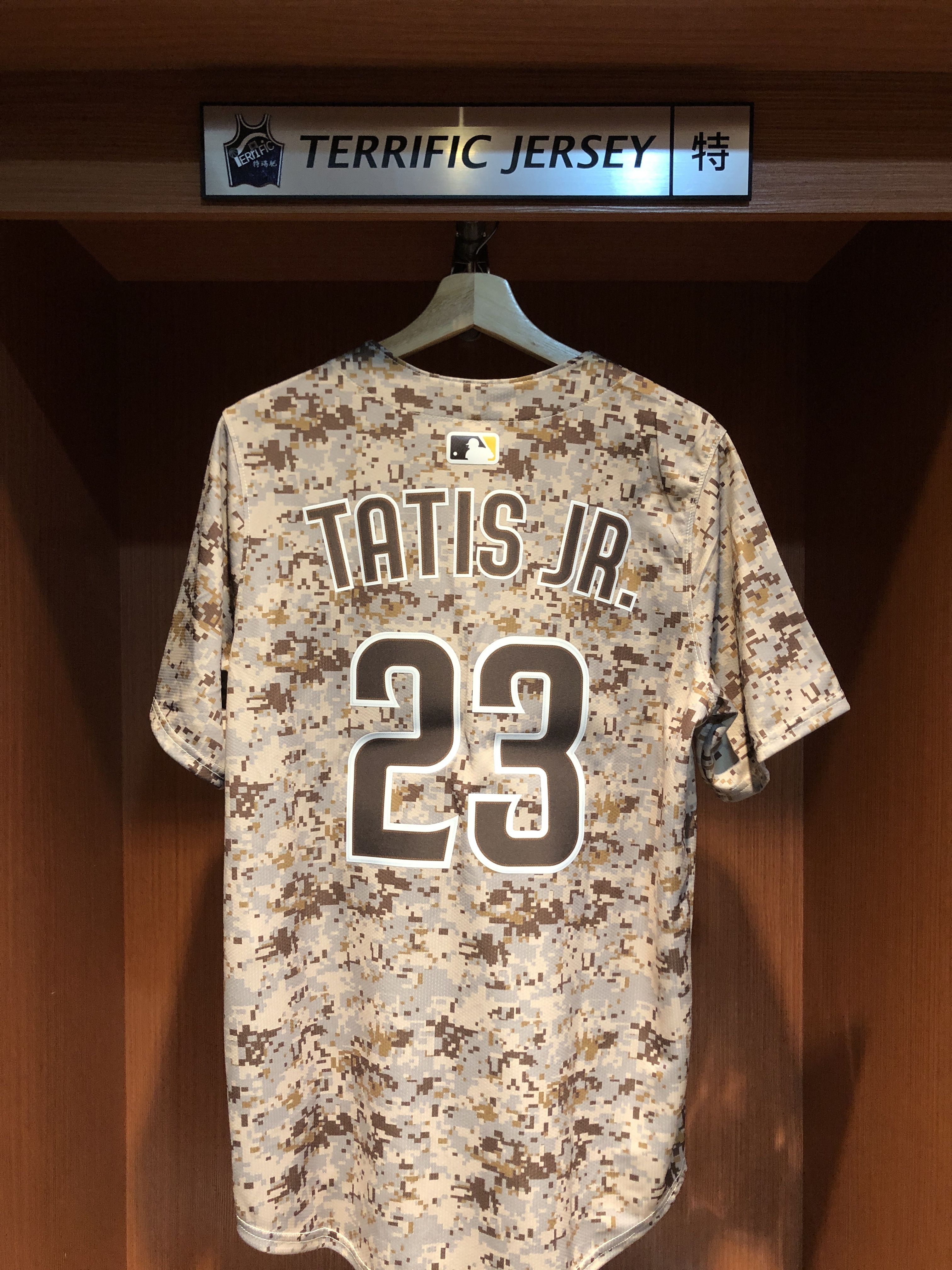 MLB球衣 Fernando Tatis Jr. 聖地牙哥教士 迷彩 Alternate 2 Nike Limited Player Name Jersey 球迷版 熱轉印 全新
