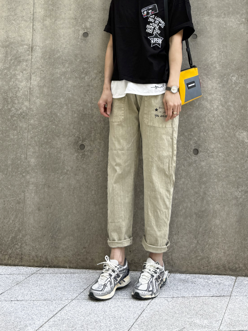 不用想穿搭，但看起來就是順眼休閒褲