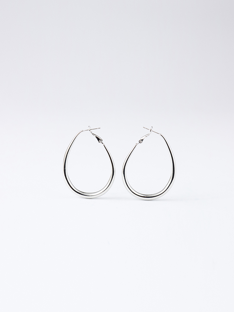 橢圓耳釦式大耳環