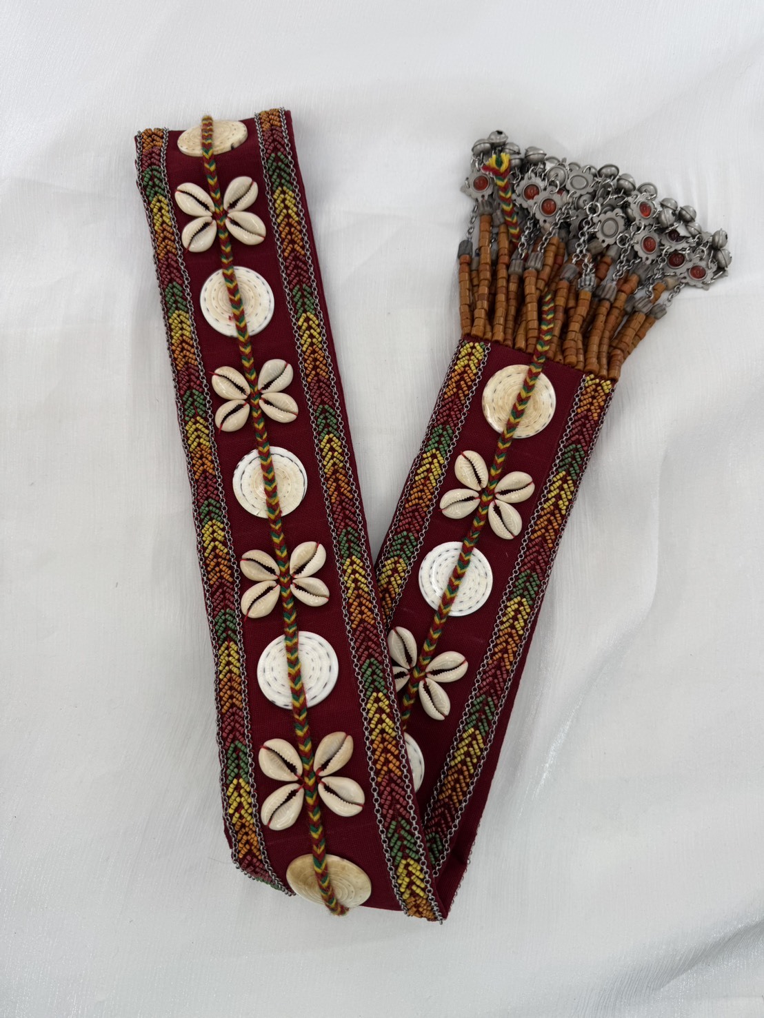 No.6紅色老布老繡珠貝殼花肩背帶9*149cm
