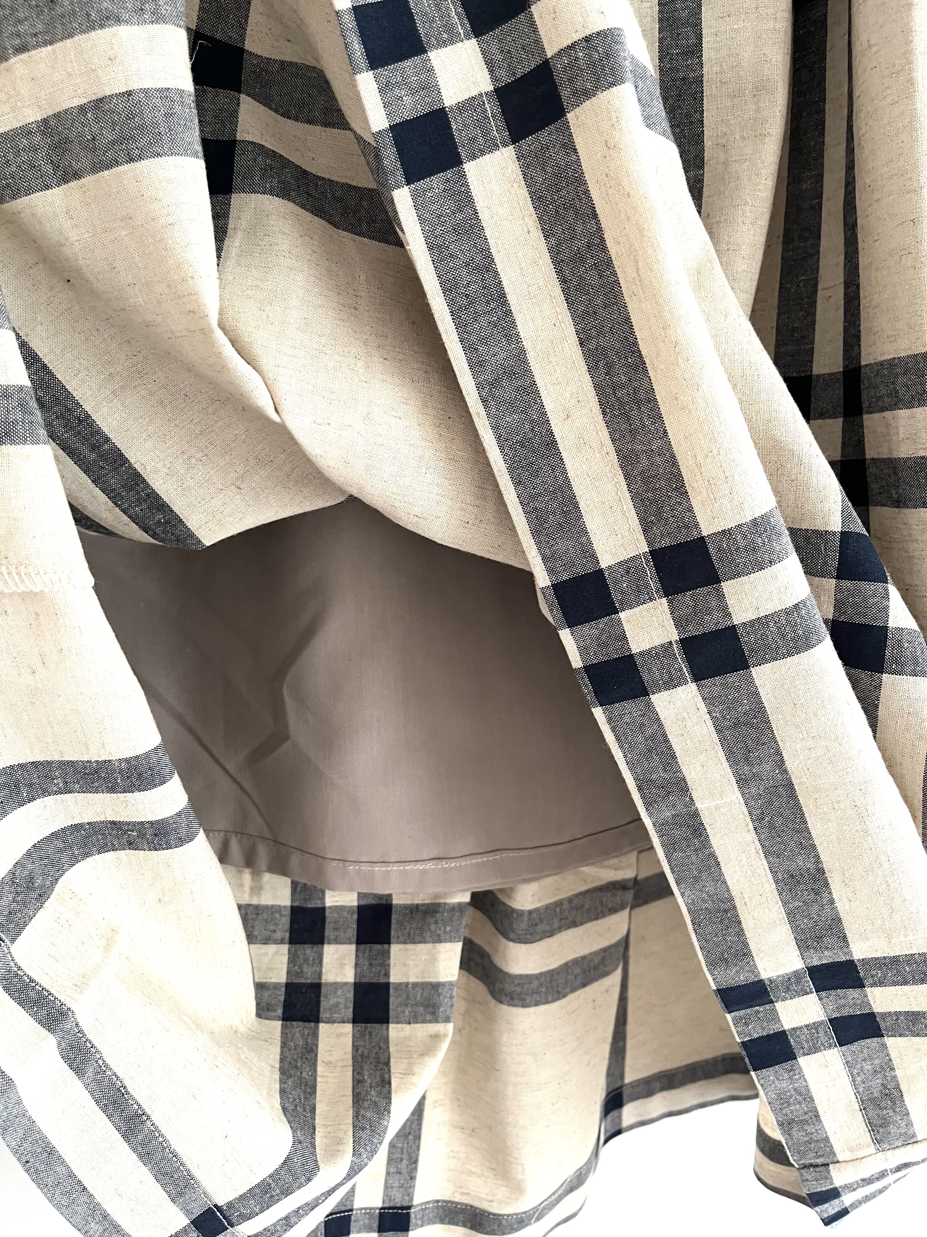 Kermu米色格仔全橡筋裙