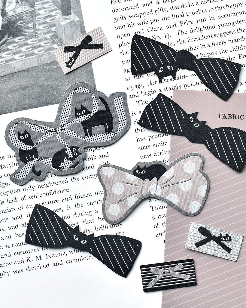 大芝麻小花生．蝴蝶結貓貓布標貼紙