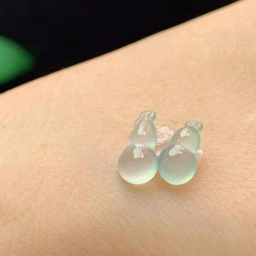 410370 翡翠冰種葫蘆一對