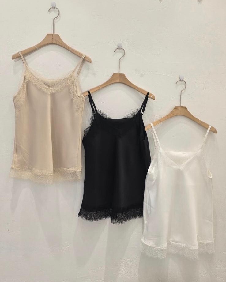 VS25 胸36-40 長24 $379 (一口價)