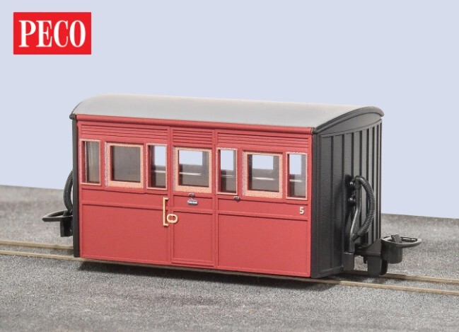 Peco GR-558C OO-9 Bug Box Coach 1970s/80s Livery, No.5