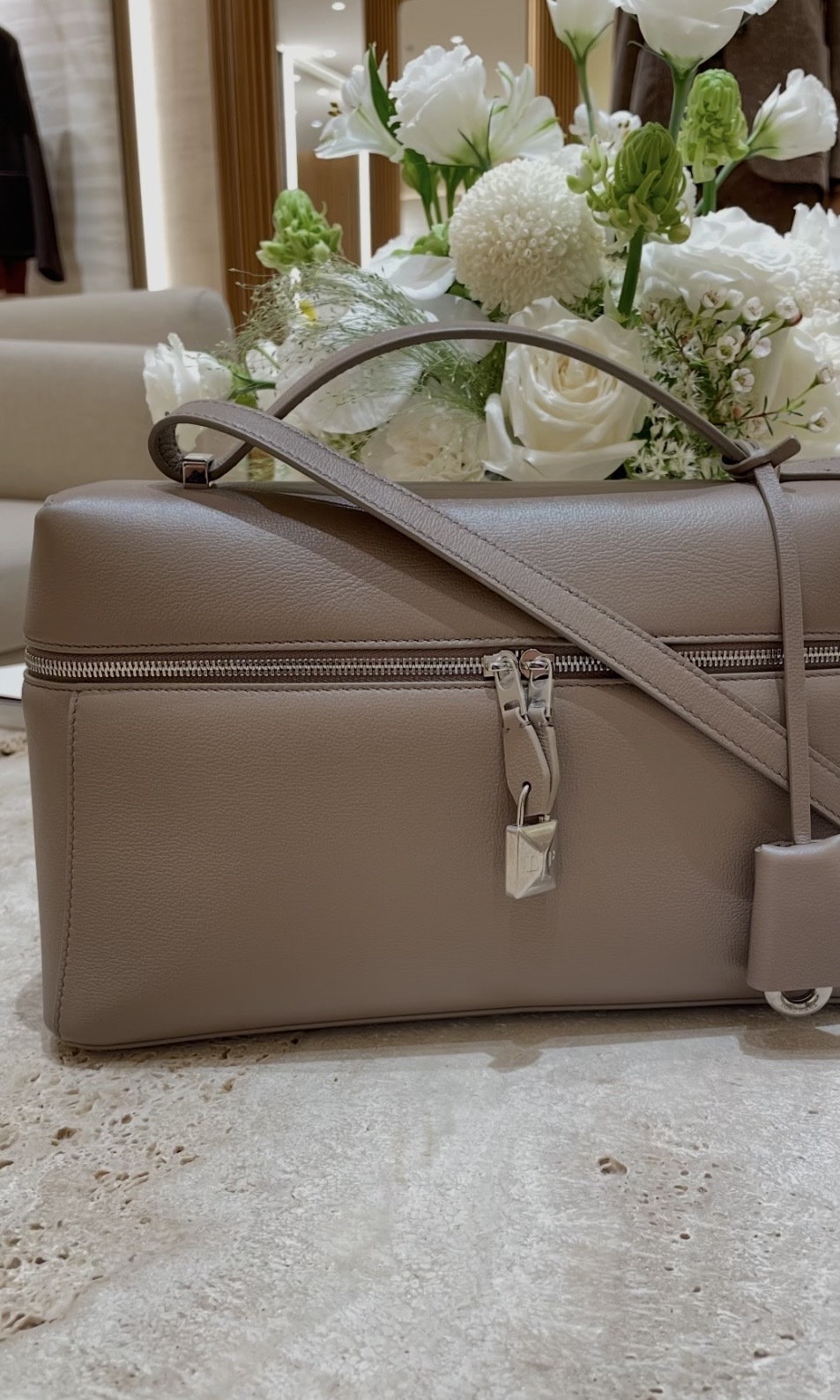 【4色入】Loro Piana Extra Pocket L27飯盒包 (二代扣)