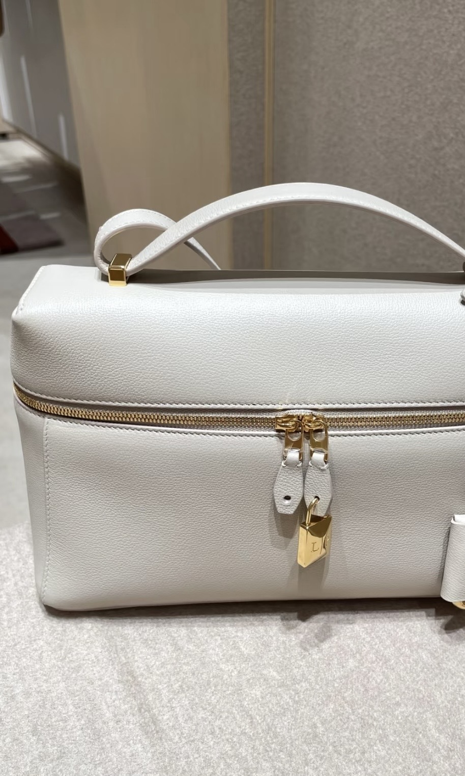 【4色入】Loro Piana Extra Pocket L27飯盒包 (二代扣)