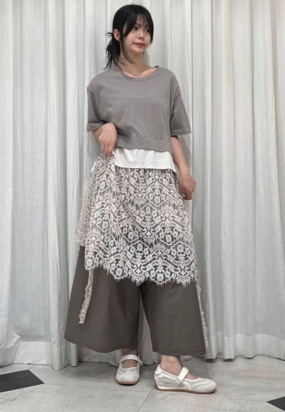 CK13 胸44 長40 $429 (一口價)