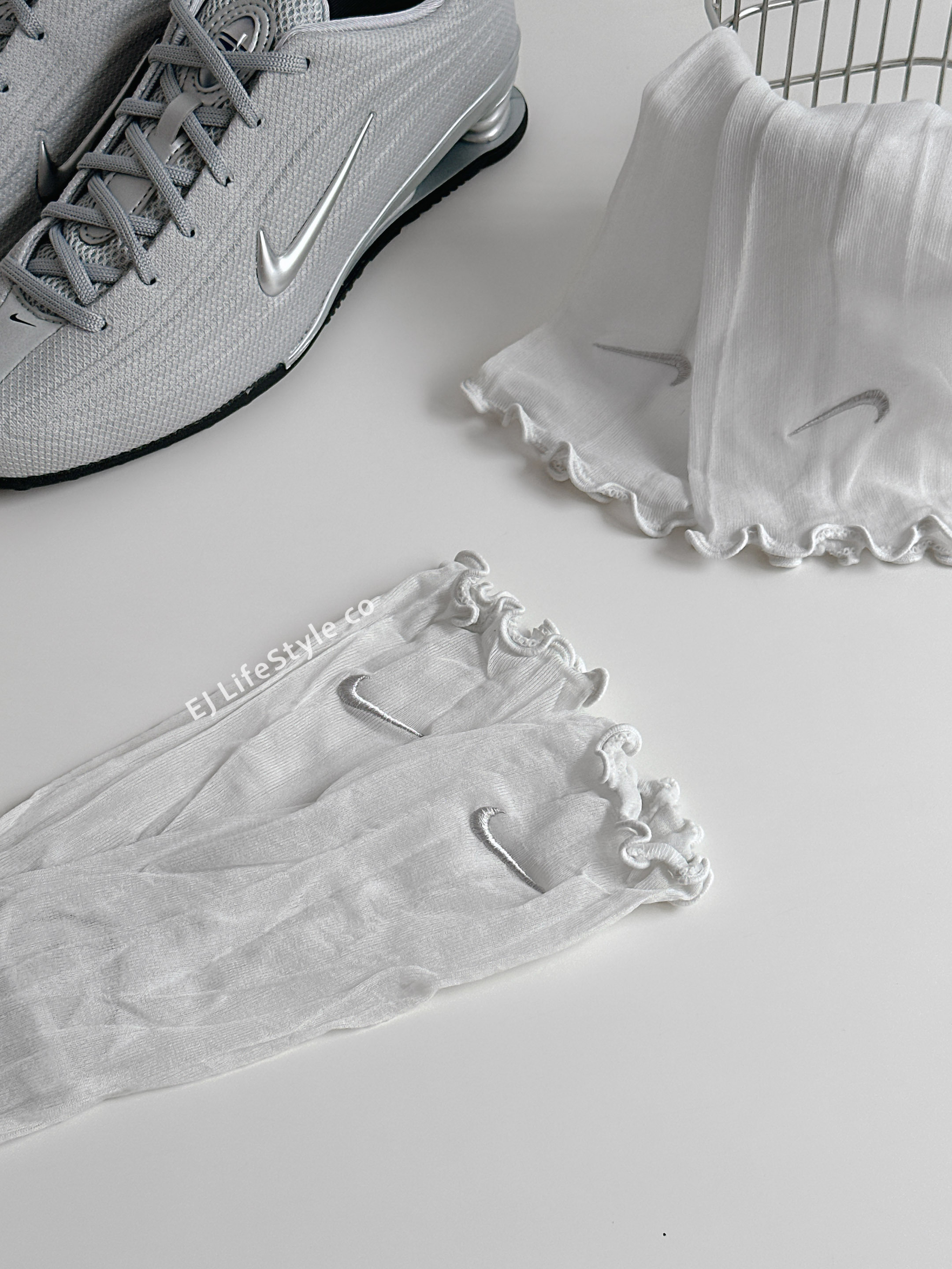 NIKE 木耳邊透膚長襪 荷葉邊 灰 半透明 女款 SK0009-025 / 現貨