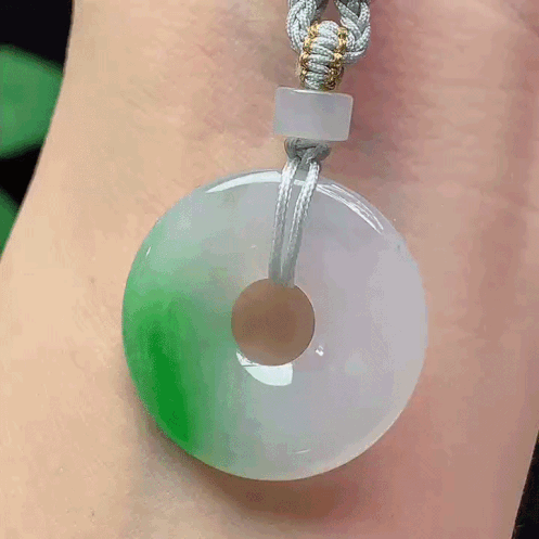 410332 翡翠冰種飄綠平安扣 (25.9mm直徑)