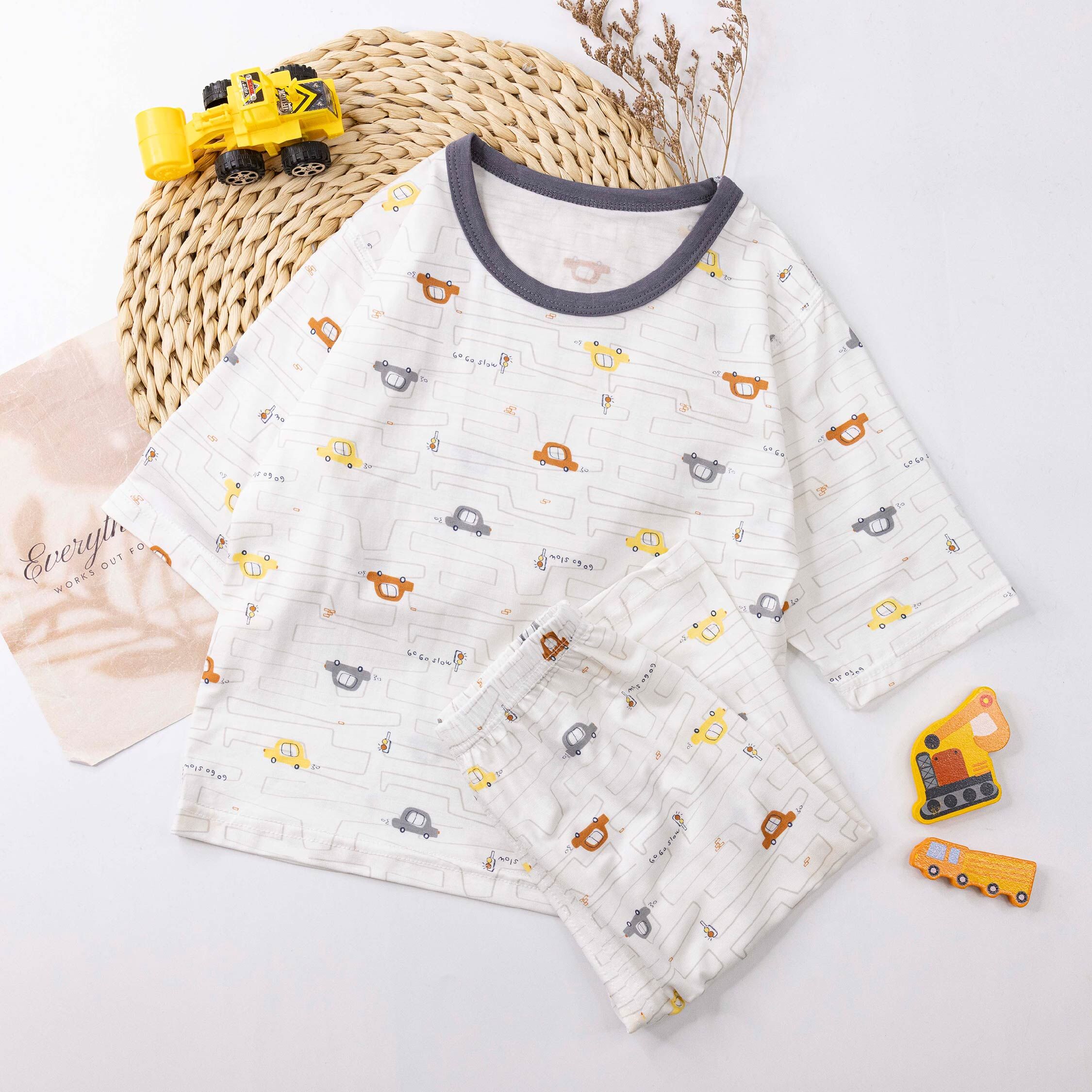 童趣汽車迷宮睡衣套裝 (JL6012)