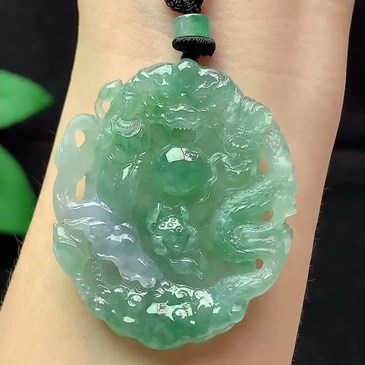 410344 翡翠冰種飄花御龍觀音