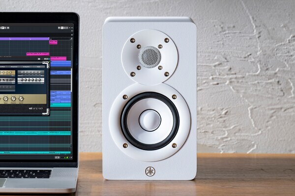 Yamaha HS4 主動式監聽喇叭