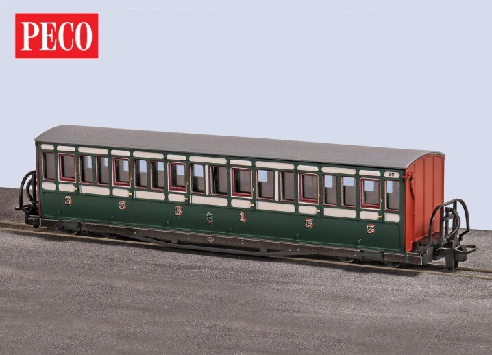 Peco GR-601A OO9規 FR 短款「弓形側板客車」轉向架客車  早期塗裝 綠色 17