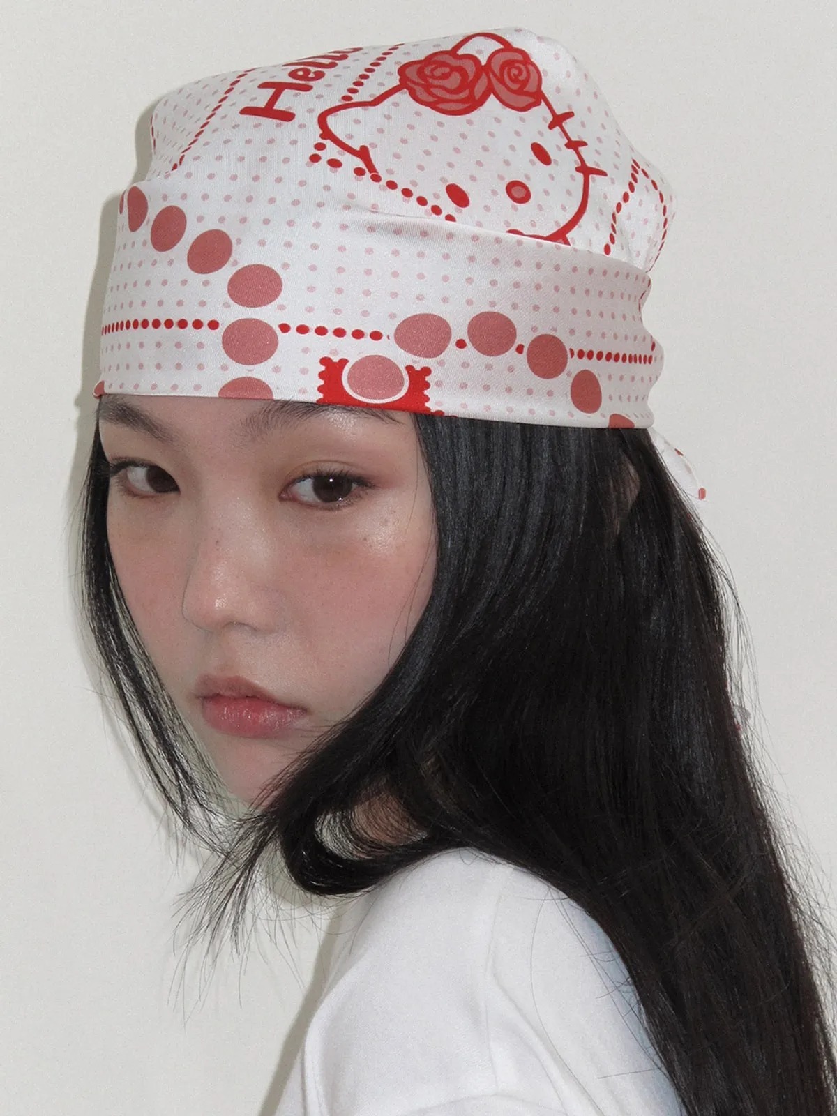 RAIVE X HELLO KITTY Scarf in Red