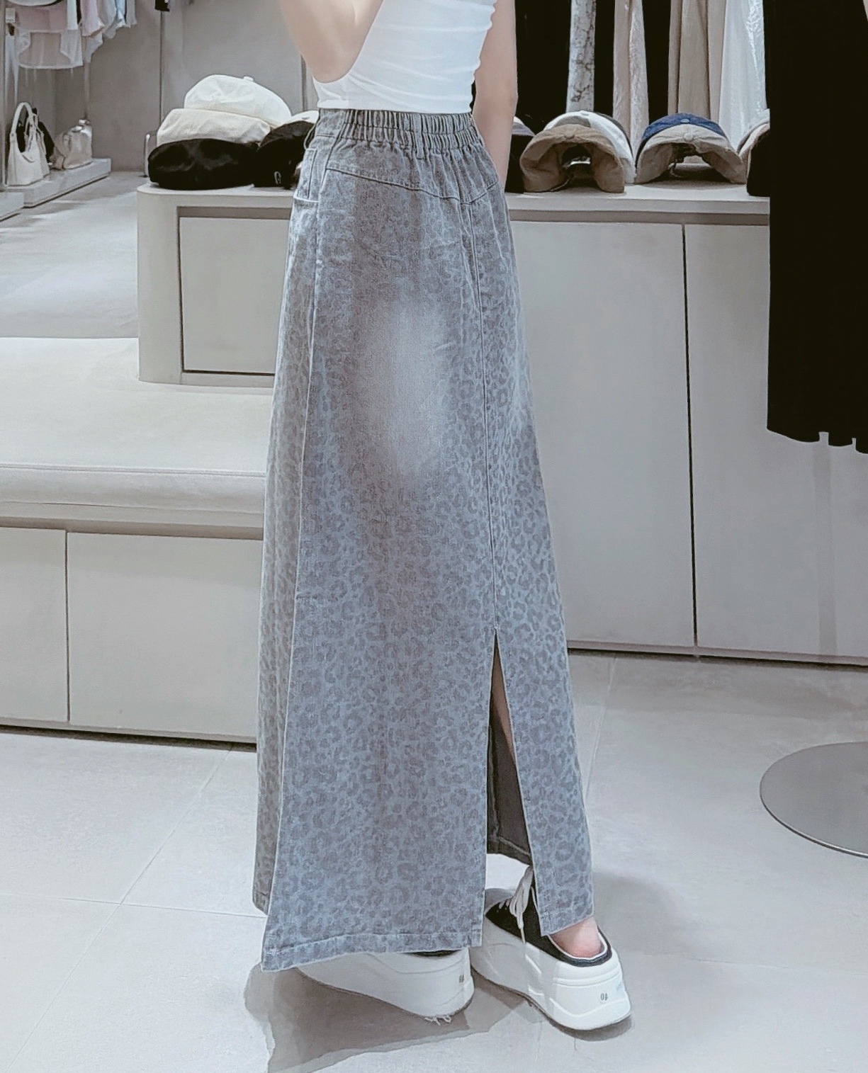 後鬆緊開岔豹紋牛仔長裙