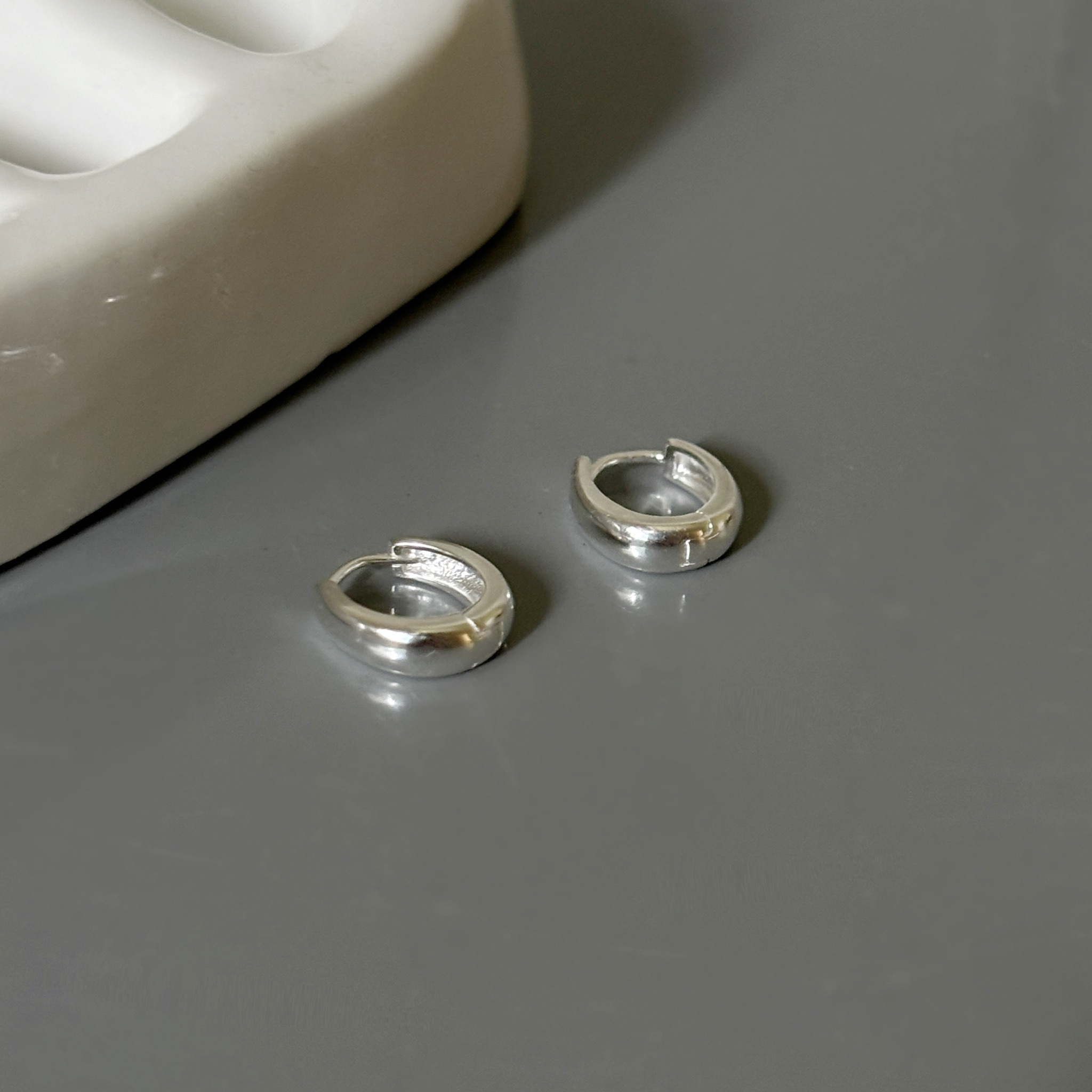 簡約錐形耳圈-中