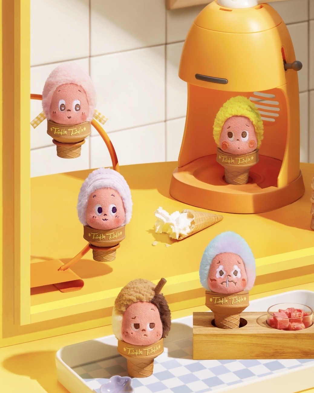 TWINKLE TWINKLE 星星人 歡迎來到月球表面系列 冰淇淋造型 毛絨 鑰匙圈 吊飾 磁吸 盲盒 / 預購