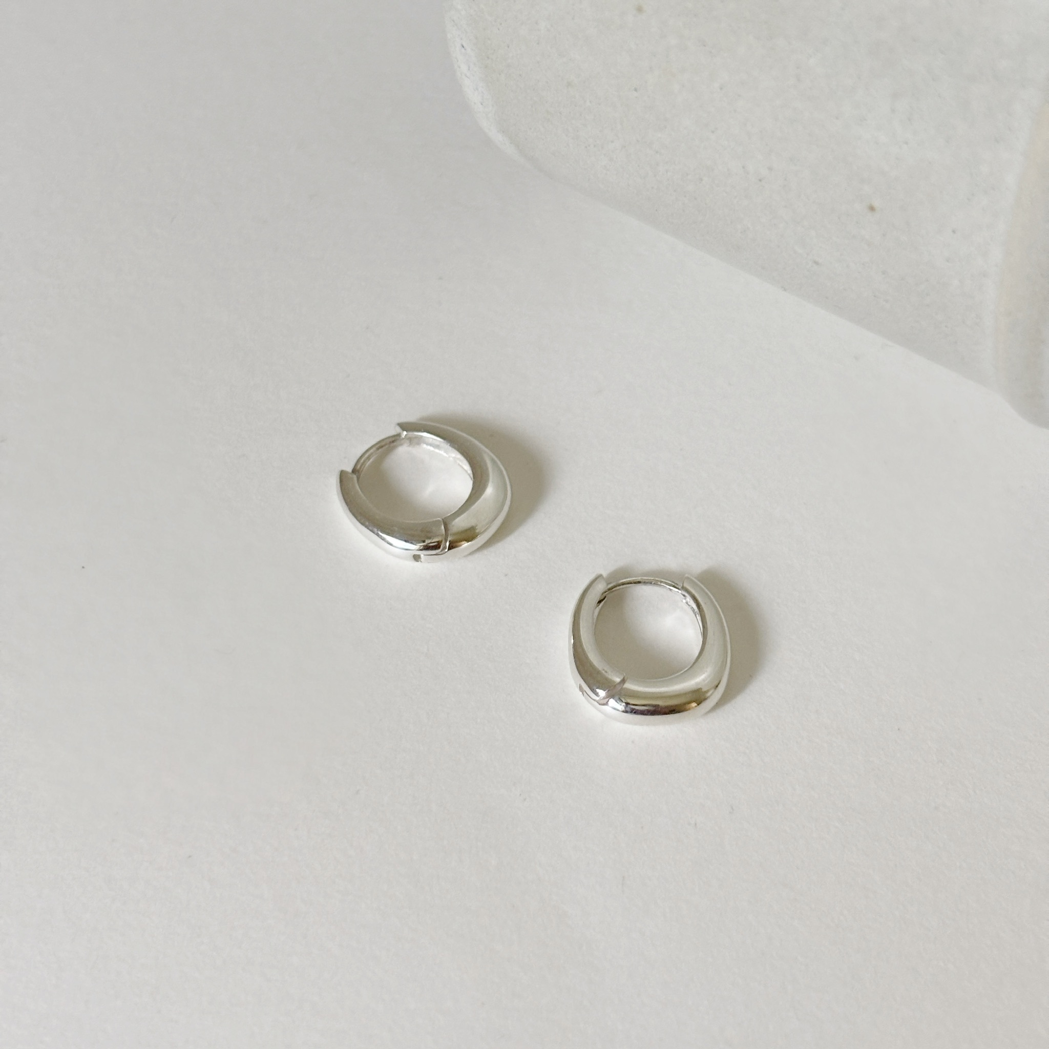 簡約錐形耳圈-大