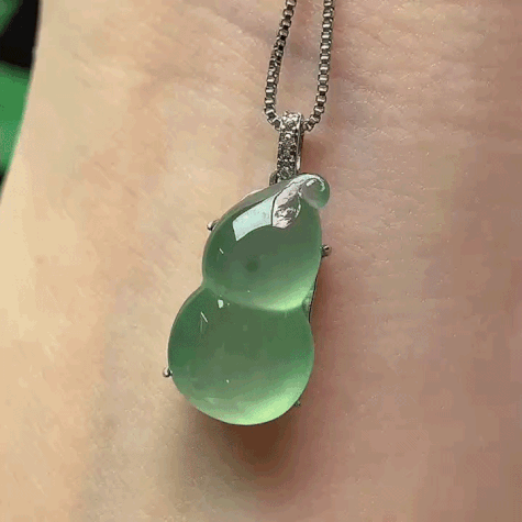 410351 翡翠冰晴水起光葫蘆