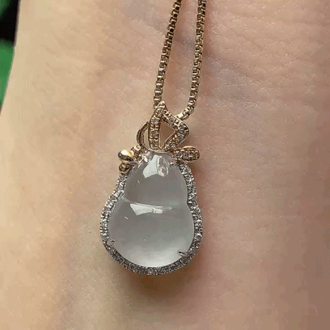 410353 翡翠冰種起光葫蘆