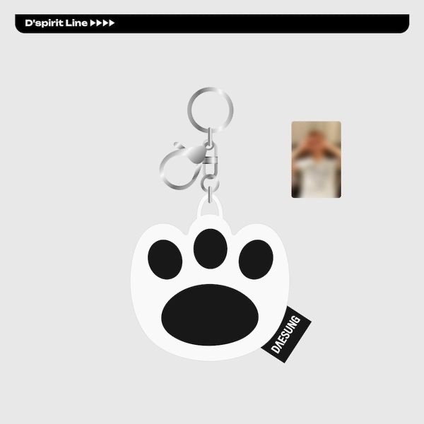 Daesung : D’spirit paw keychain