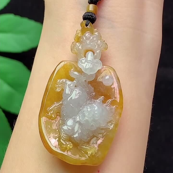 410355 翡翠冰黃翡麒麟