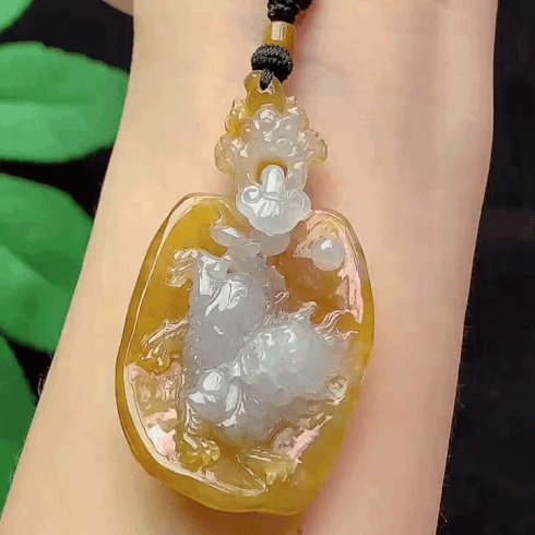 410355 翡翠冰黃翡麒麟