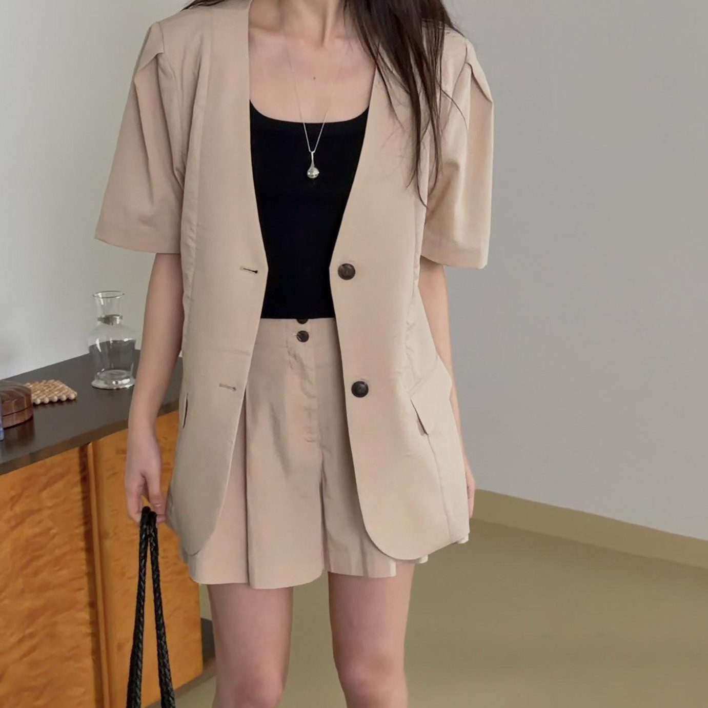 短袖V領排釦西裝外套+短褲SET / 2色