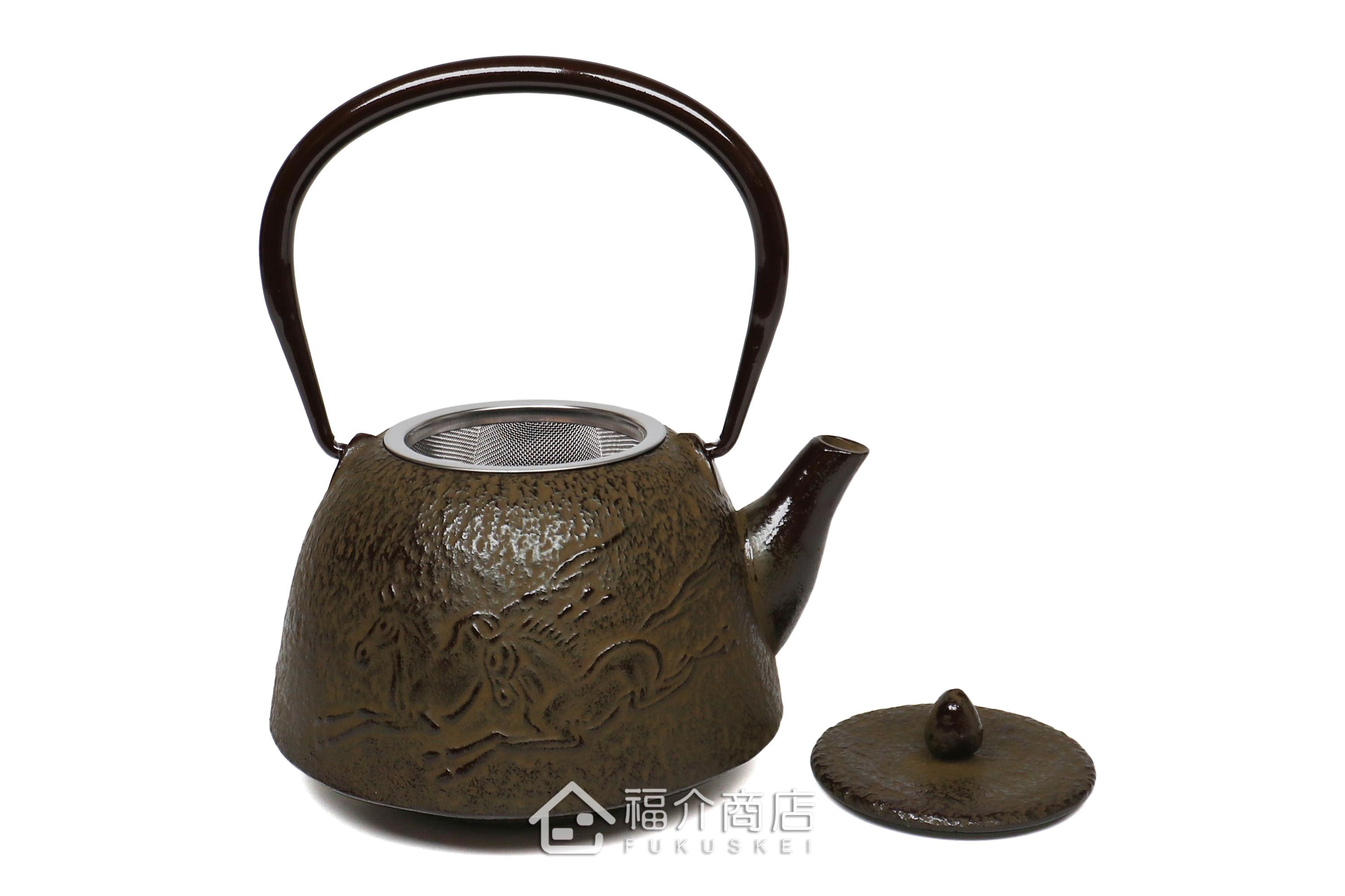 岩戶鑄工所製作的日本泡茶壺,茶色的馬紋樣造型壺身