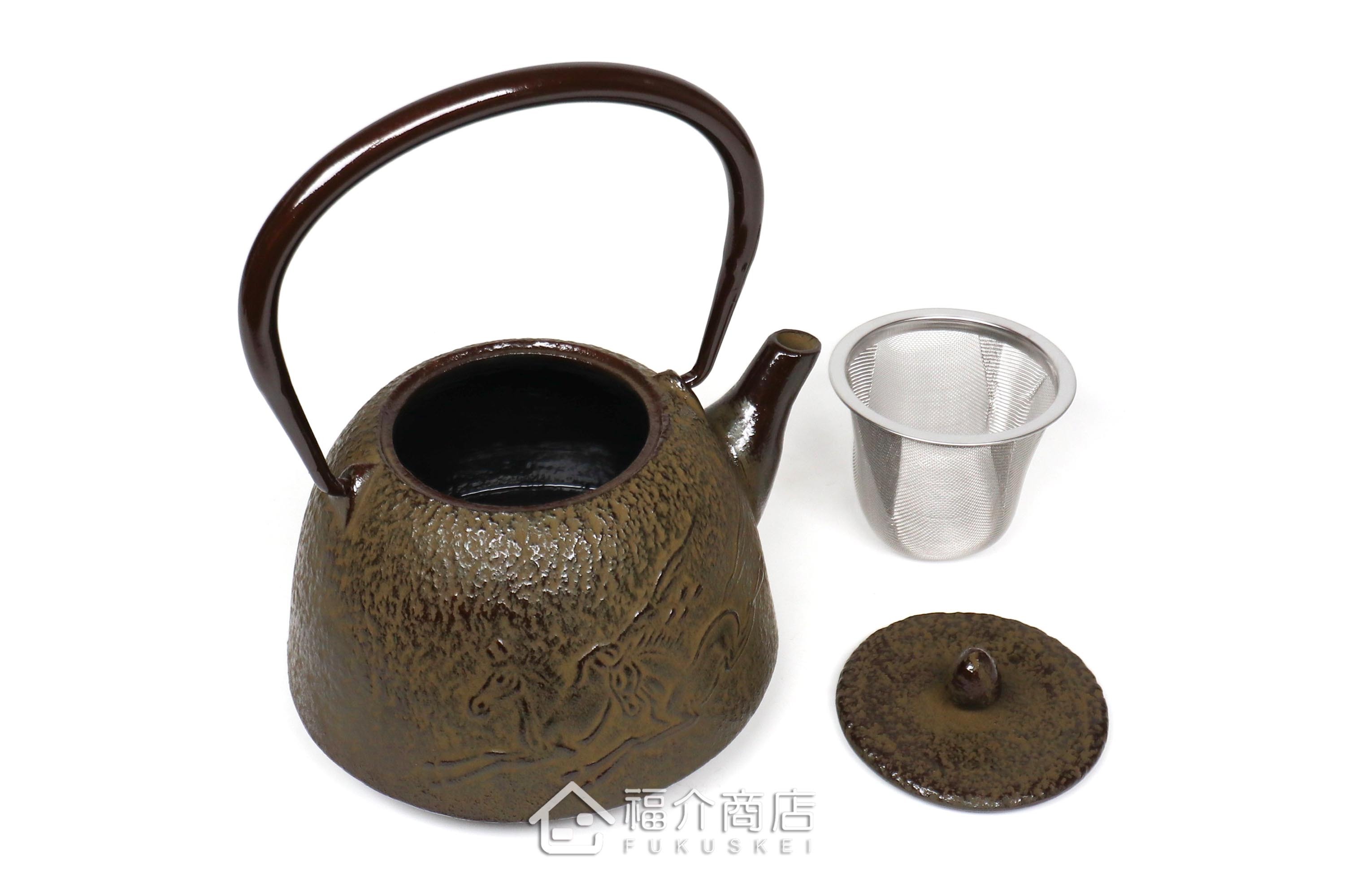 岩戶鑄工所製作的日本泡茶壺,茶色的馬紋樣造型壺身