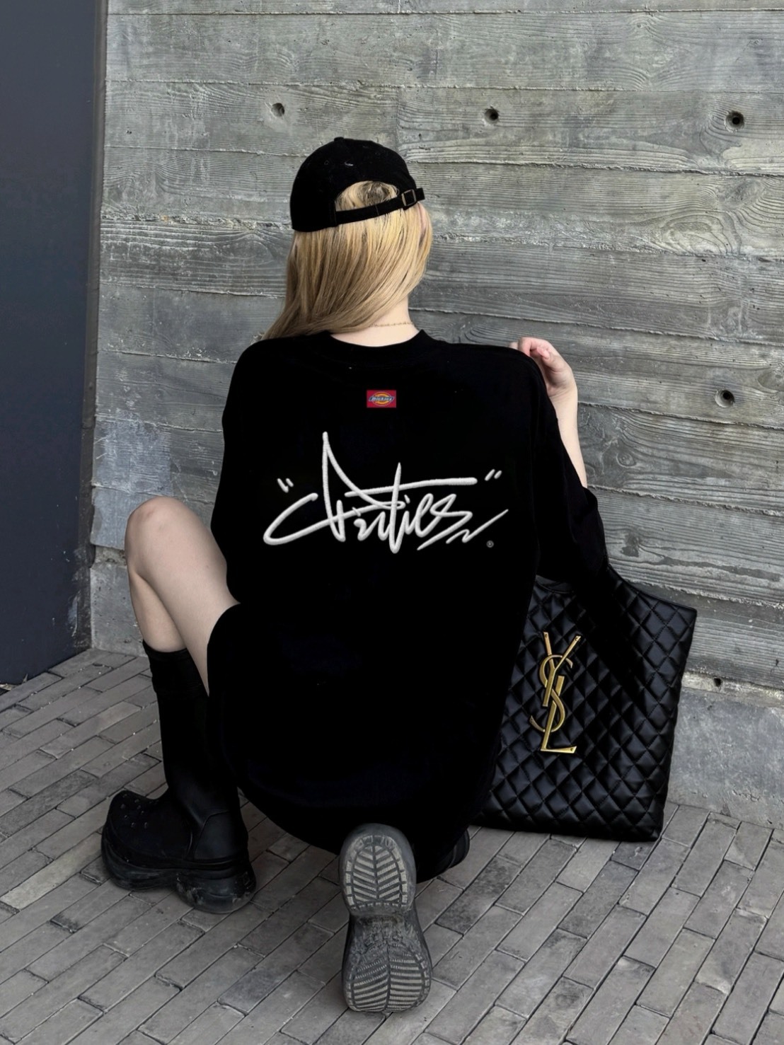 DICKIES 美式復古 草寫字母 刺繡 純棉短T 男女同款