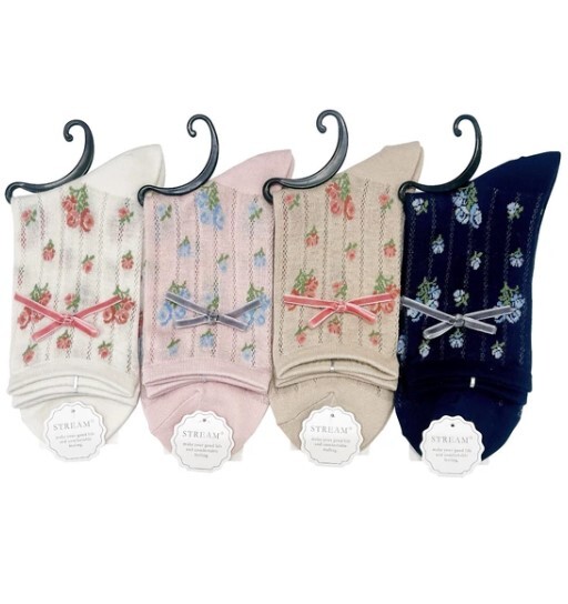 蝴蝶結花圖案短襪