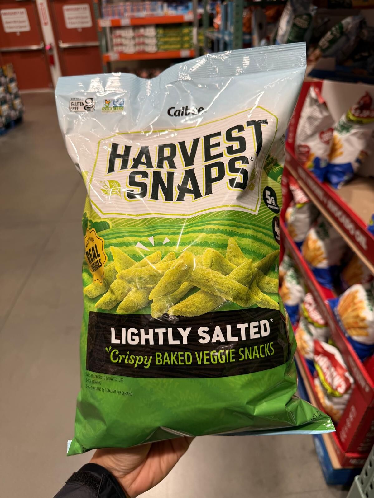 YN106 Calbee Harvest Snaps 輕鹽烤青豆脆條 20OZ EXP: 09.2026