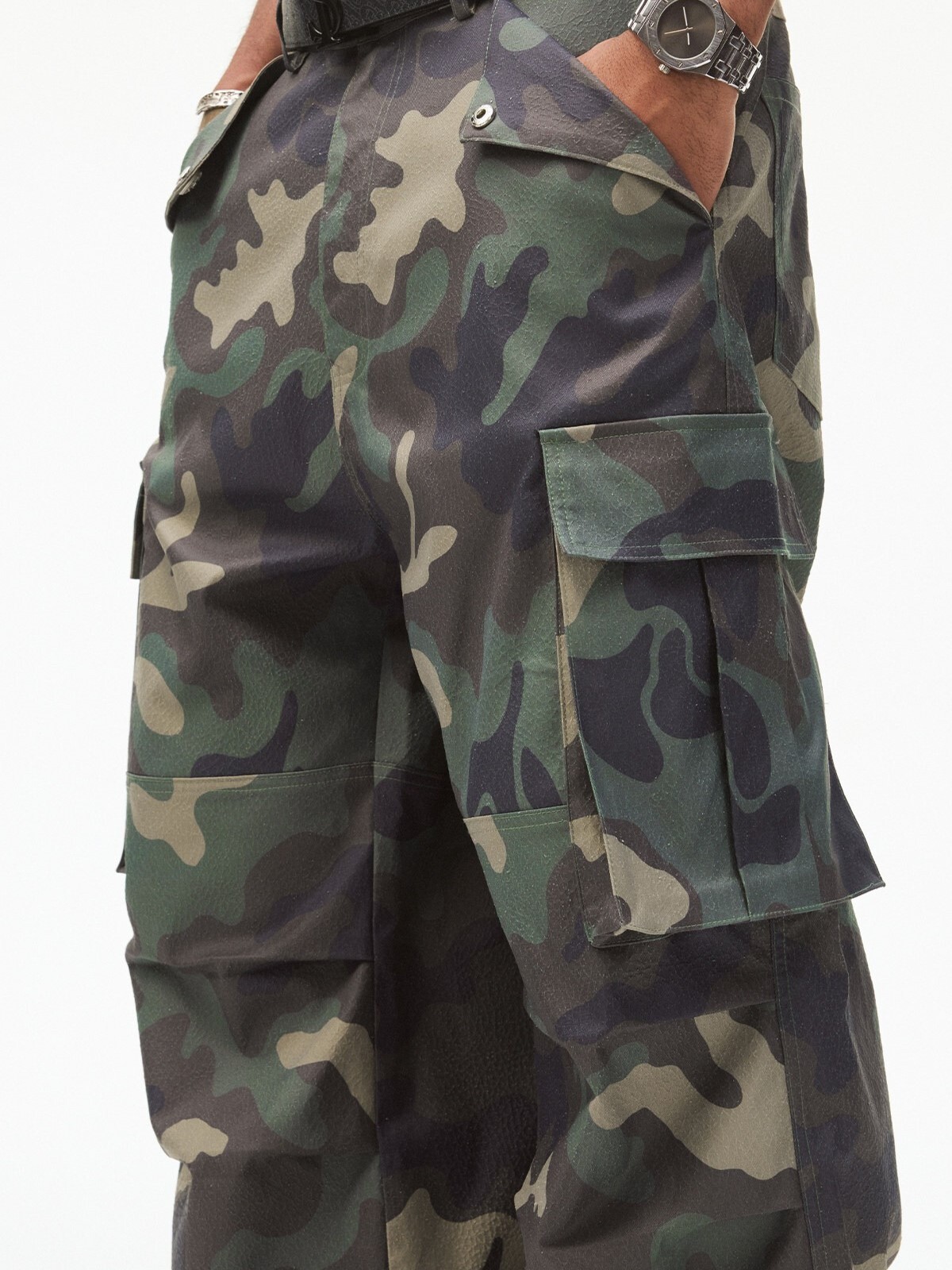 STK SmallTownKid Heavyweight Cracked Camouflage Vintage Distressed Pants with Multiple Pockets