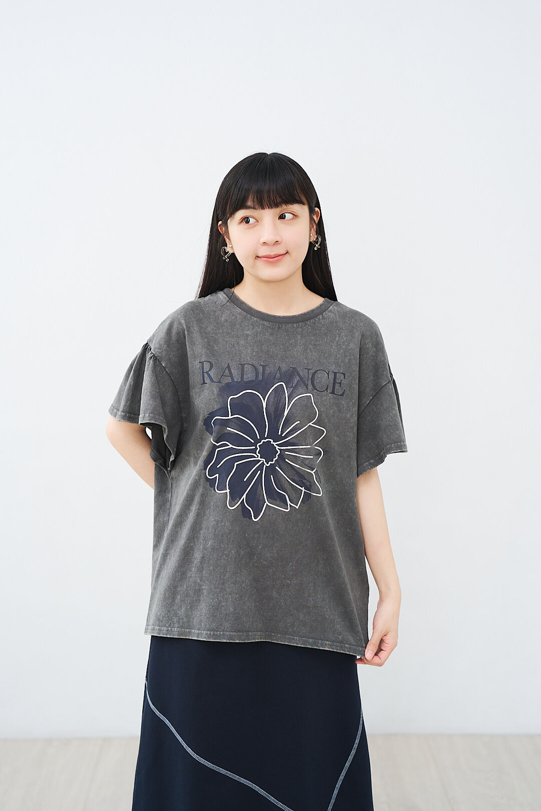 (限量)包浩斯花園！印花荷葉邊袖Tee (兩色-麻花灰)