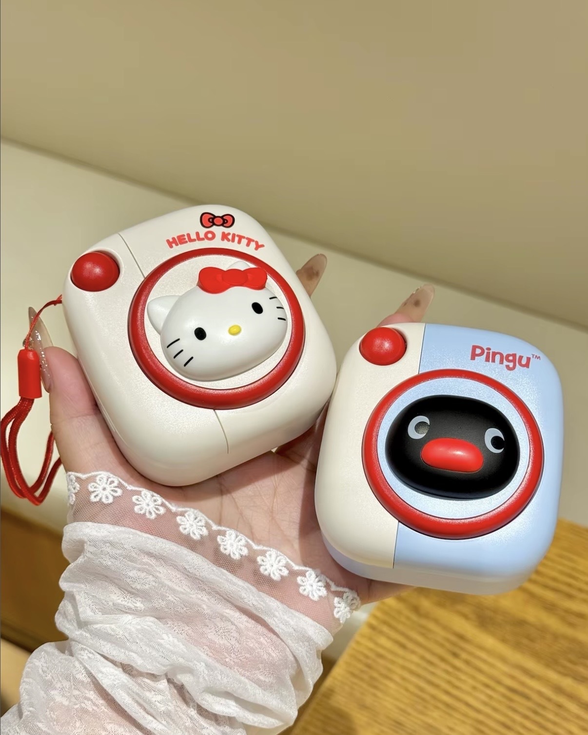 <正版授權>PINGU 企鵝家族 SANRIO 三麗鷗 HELLO KITTY 聯名 拍立得造型 風扇