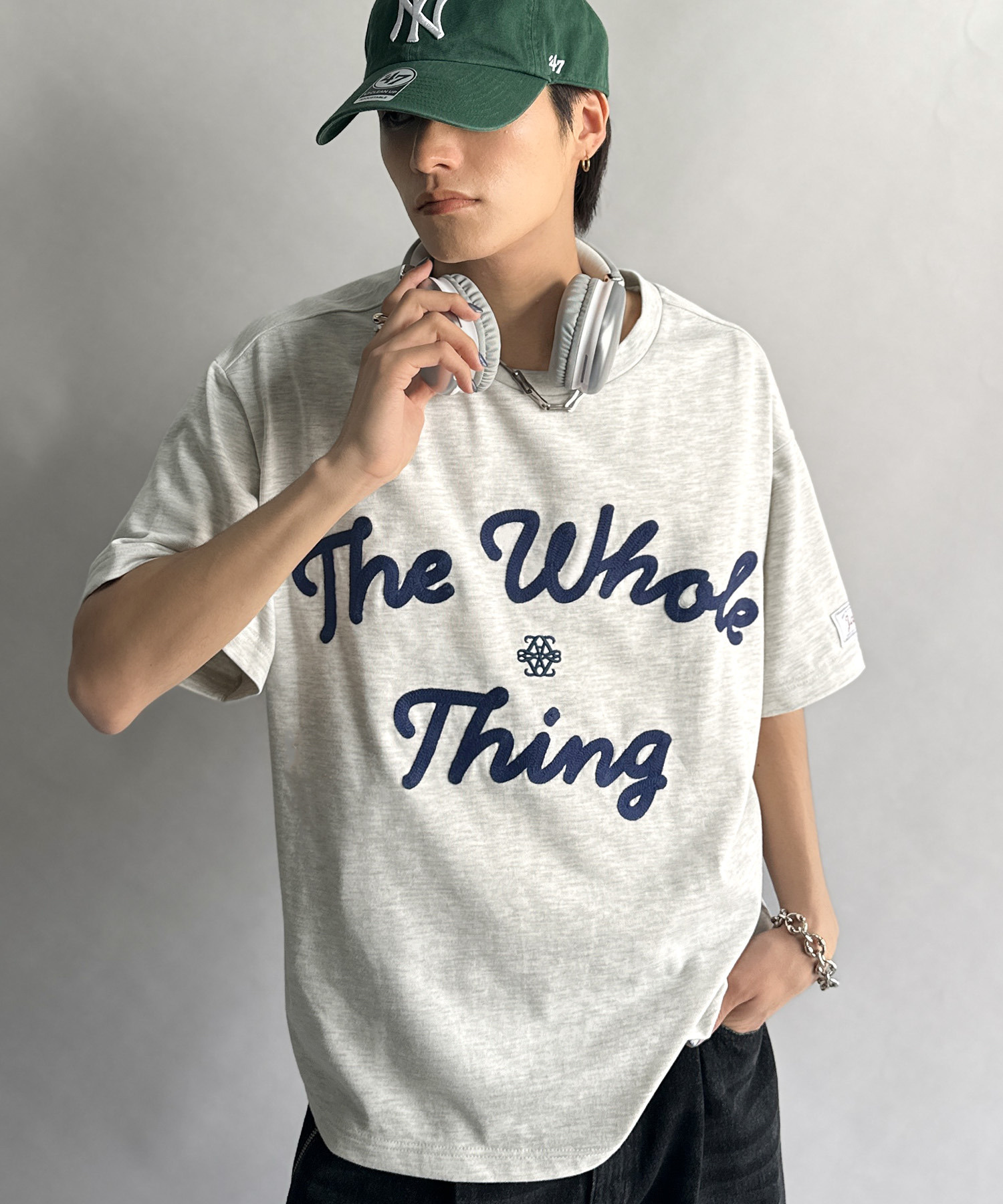 Java / oversized cord embroidered logo T-shirt