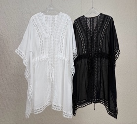 0420SZ11-SZHK-CLOS-勾花鏤空蝙蝠袖上衣(A11)