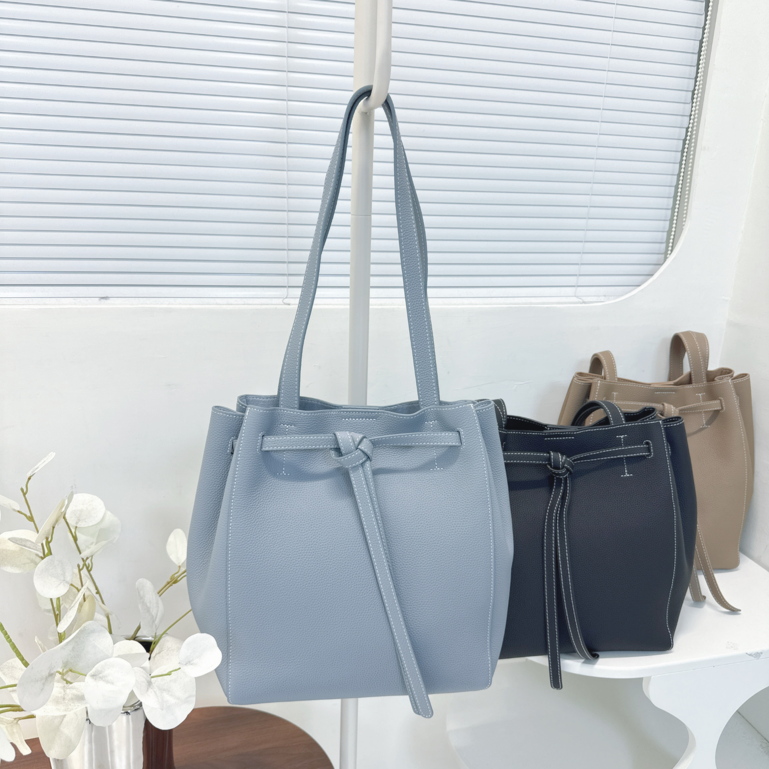 【Hoi2推介】荔枝紋Togo牛皮手袋 (H25-H27)