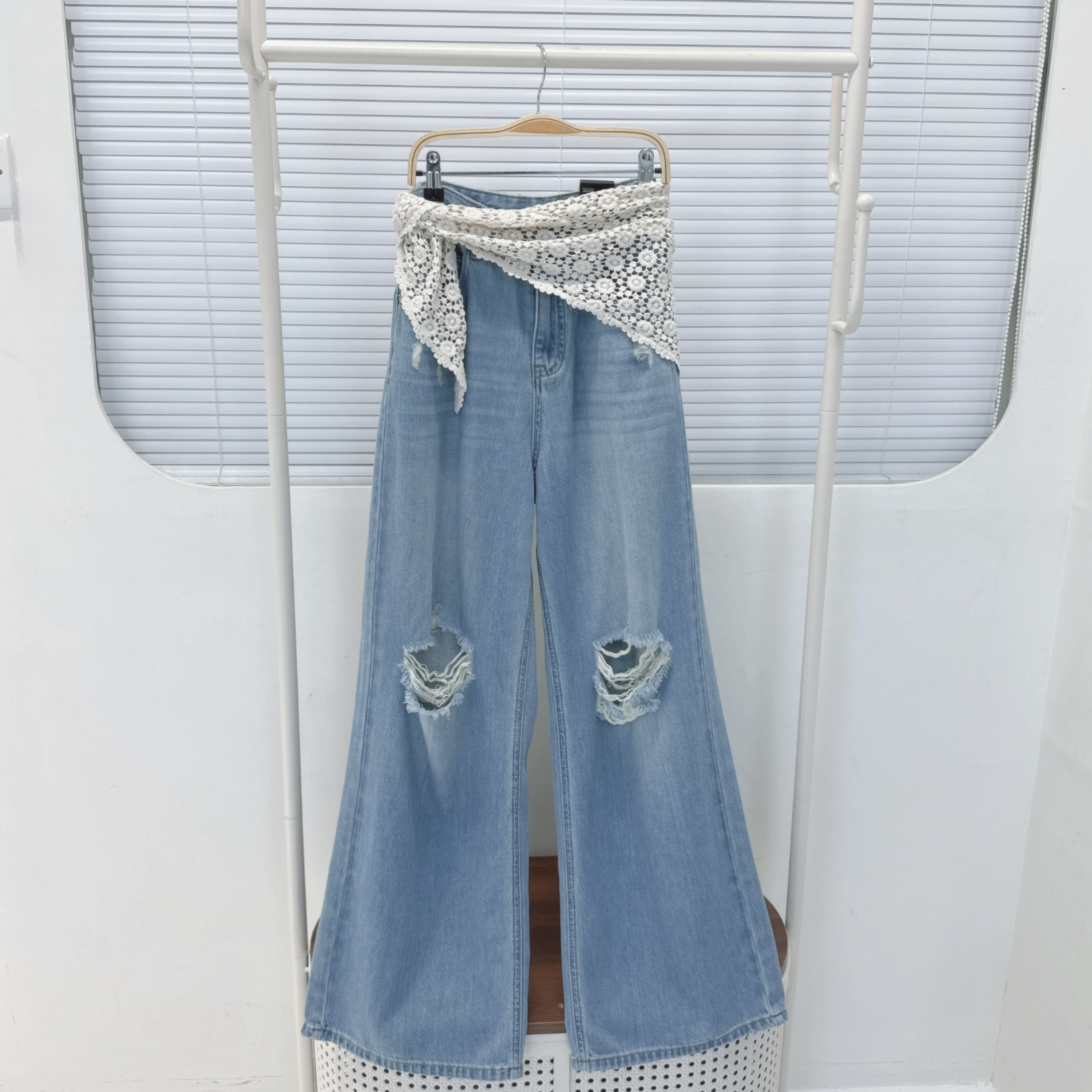 【Hoi2推介】腰Lace破爛闊牛仔褲 (H50-H53)