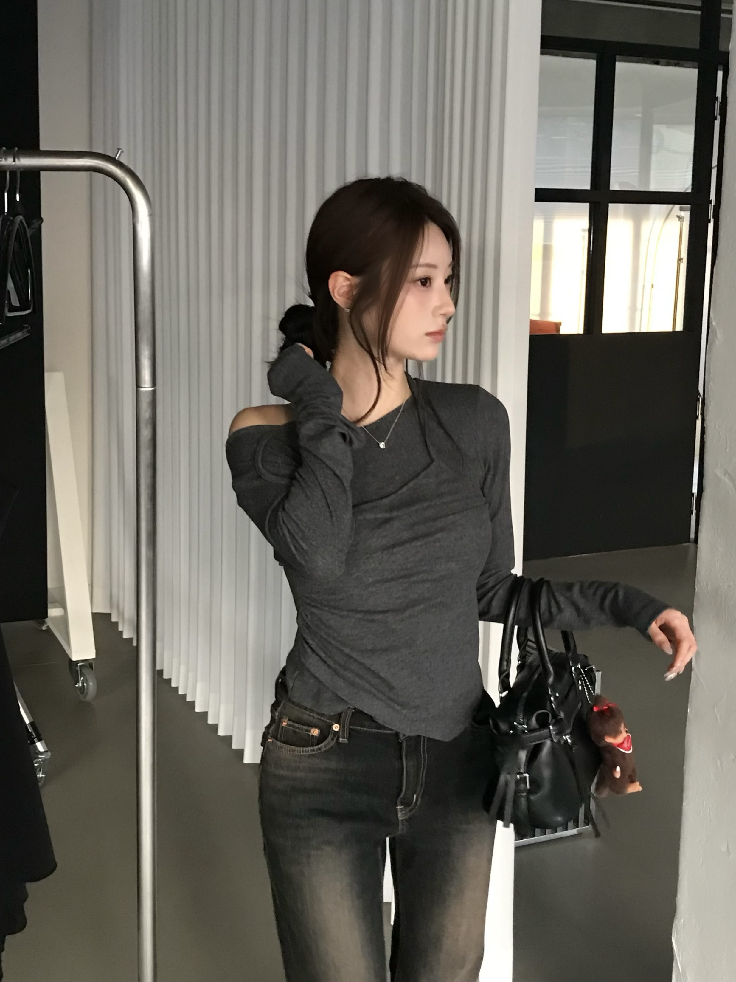 J16 Plan B 假兩件層次上衣 (深灰)